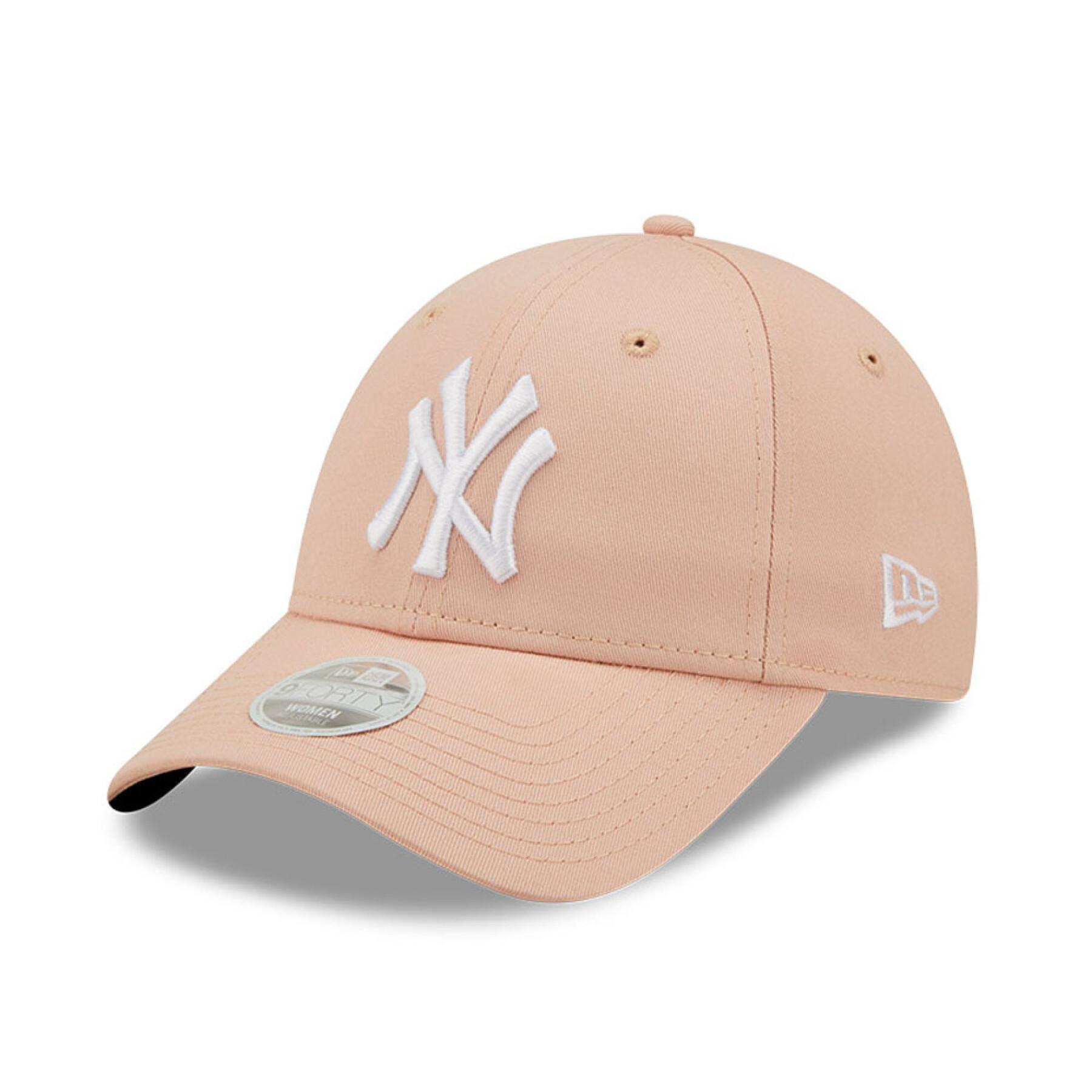 9forty cap for women New Era League Essentials