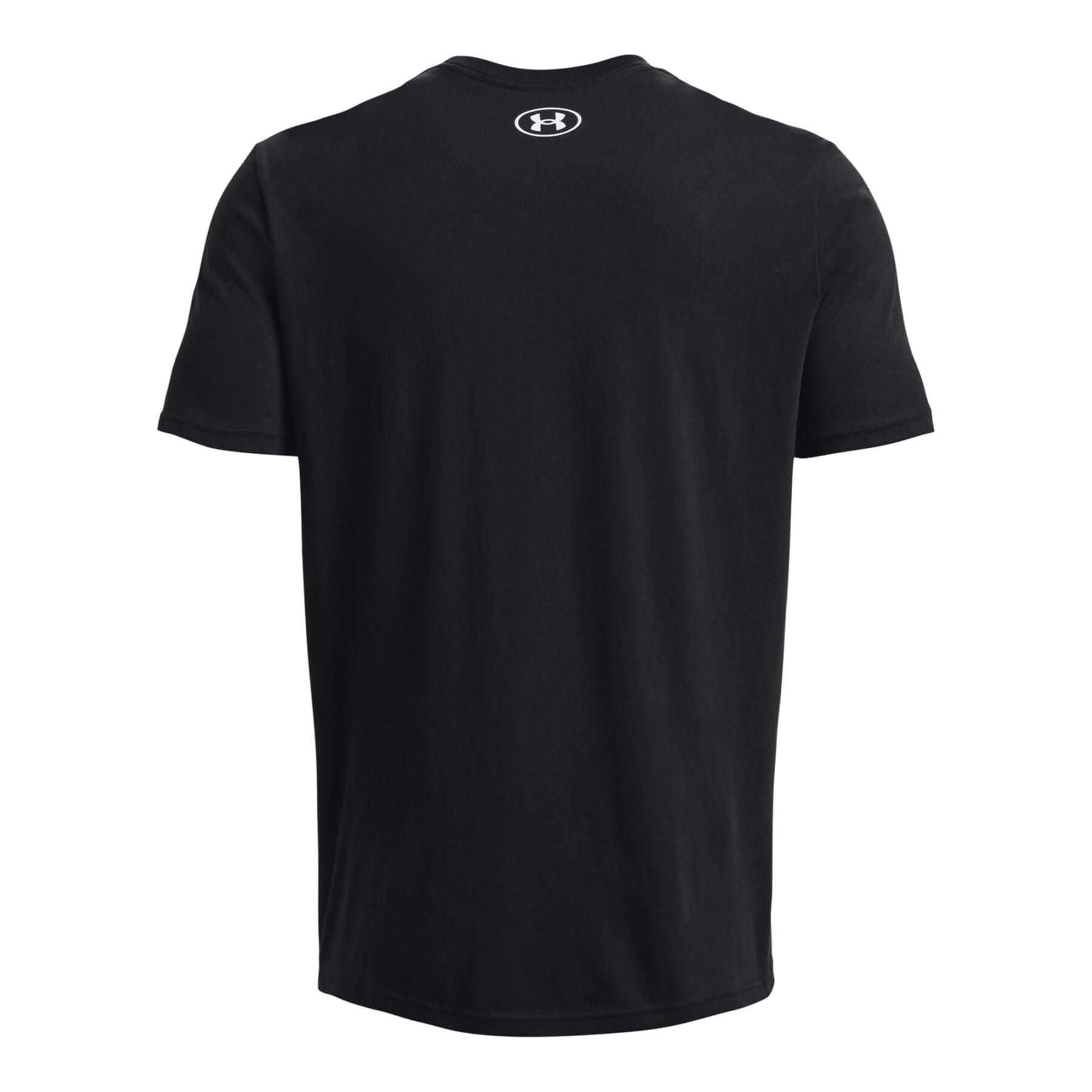 T-shirt with camouflage stripe on the chest Under Armour