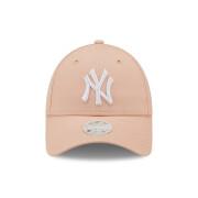 9forty cap for women New Era League Essentials